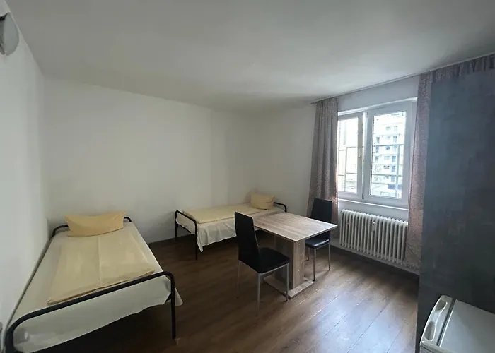 Bahnhof 3*